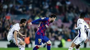 赛中反戈一 赛中反戈一